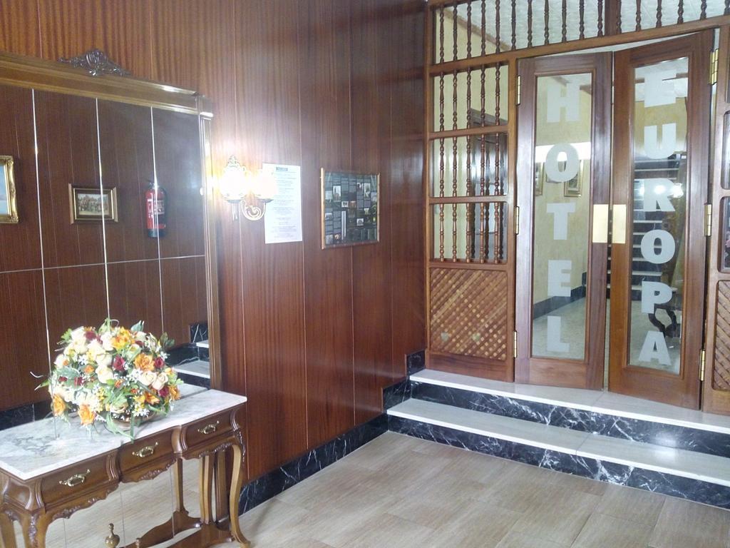 Hotel Europa Tomelloso Buitenkant foto